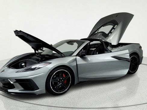 Certified 2022 Chevrolet Corvette Stingray Preferred Cpe w/ Battery Protection Package RWD image 9