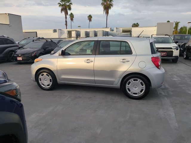 Used 2011 Scion xD FWD image 9