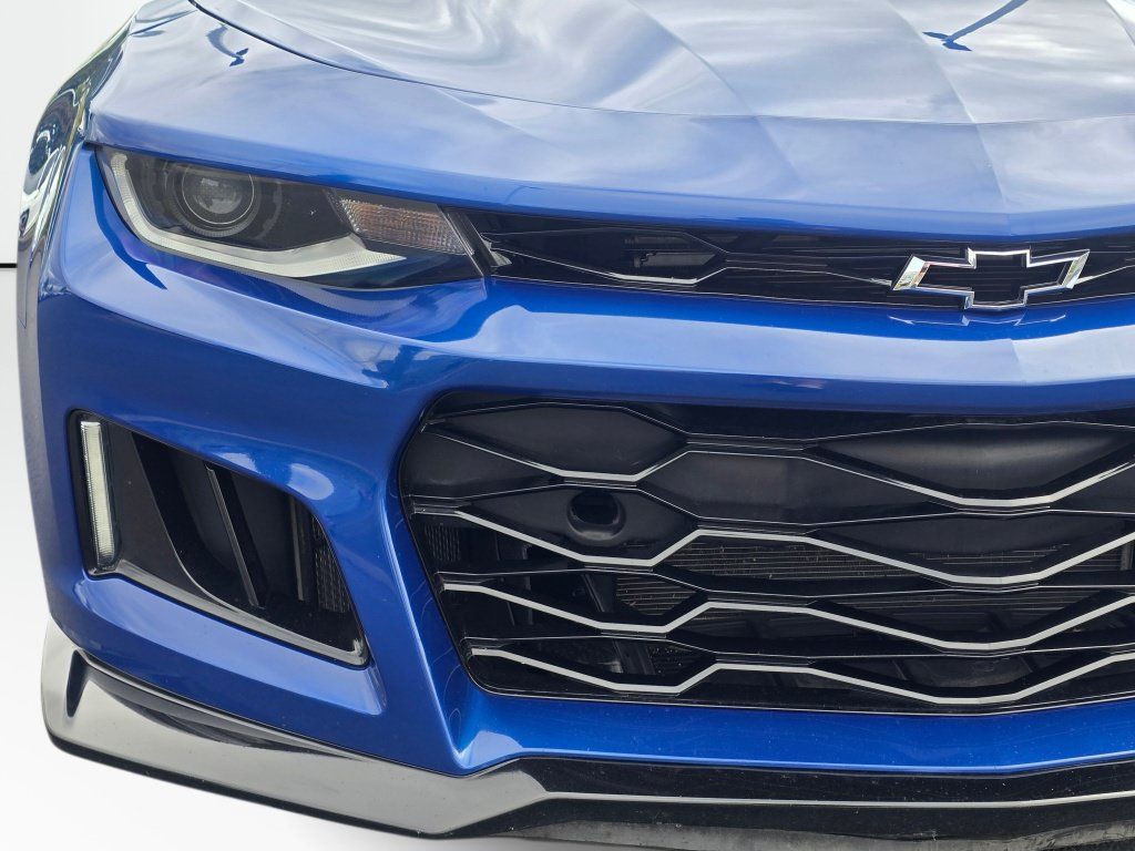 Used 2023 Chevrolet Camaro ZL1 RWD image 25