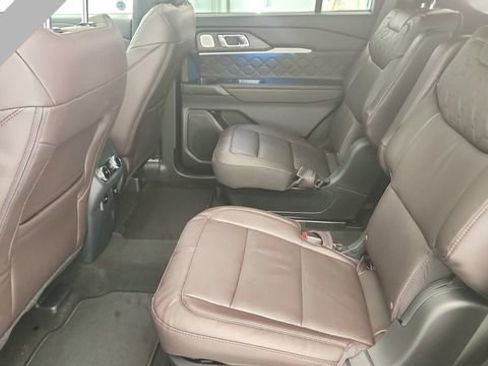 New 2026 Ford Explorer Platinum w/ LUX Leather Package AWD/4WD image 23