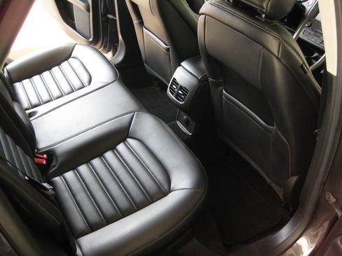 Used 2019 Ford Fusion SEL FWD image 33