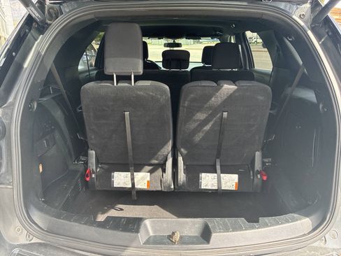 Used 2018 Ford Explorer XLT w/ Equipment Group 201A AWD/4WD image 11
