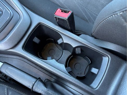 Used 2017 Ford Focus SEL image 26