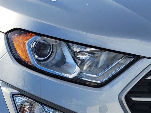 Certified 2022 Ford EcoSport SE image 16