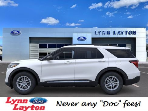 New 2025 Ford Explorer Active w/ Active Comfort Package RWD image 3