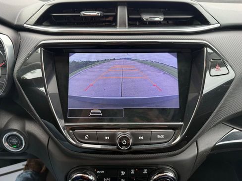 Used 2023 Chevrolet TrailBlazer LT w/ Convenience Package FWD image 38
