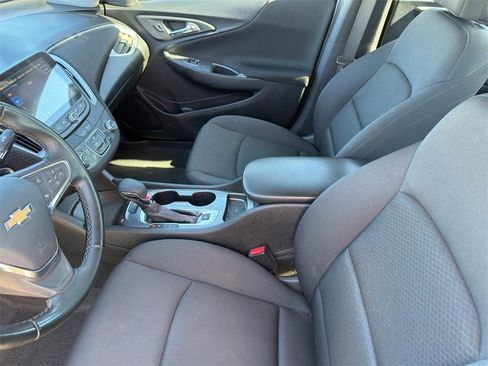 Used 2023 Chevrolet Malibu RS image 10