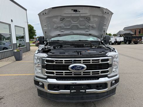 Used 2025 Ford F350 XLT AWD/4WD image 33