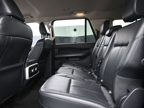 Used 2024 Ford Expedition Max XLT image 13