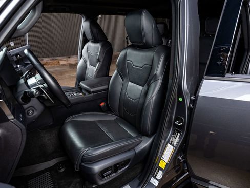 Used 2024 Lexus GX 550 550 Luxury+ w/ Accessory Package (Z1) image 30