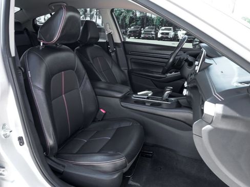 Used 2020 Nissan Altima 2.5 SR image 33