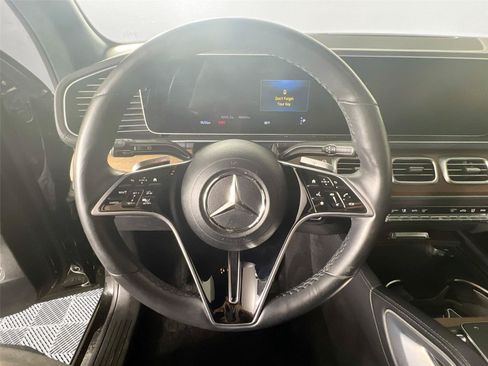 Certified 2024 Mercedes-Benz GLS 450 4MATIC image 11
