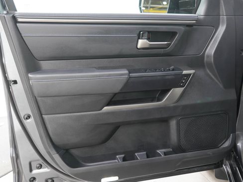 Used 2026 Toyota Sequoia Platinum AWD/4WD image 23