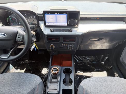 Certified 2023 Ford Maverick XLT FWD image 11