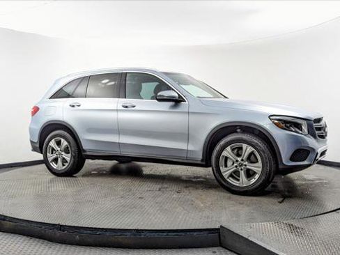 Used 2018 Mercedes-Benz GLC 300 image 11