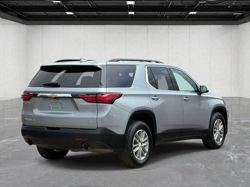 Used 2024 Chevrolet Traverse LT AWD/4WD image 5