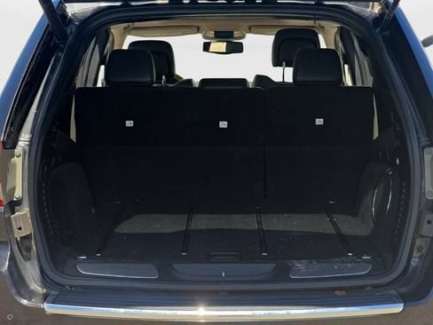 Used 2012 Jeep Grand Cherokee Overland AWD/4WD image 14