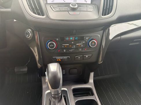 Used 2019 Ford Escape SEL FWD image 20