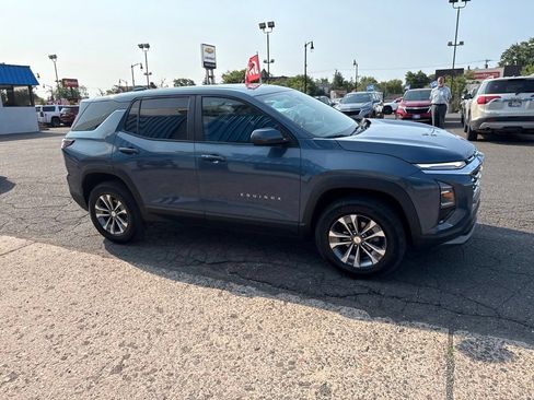 Used 2026 Chevrolet Equinox LT AWD/4WD image 8
