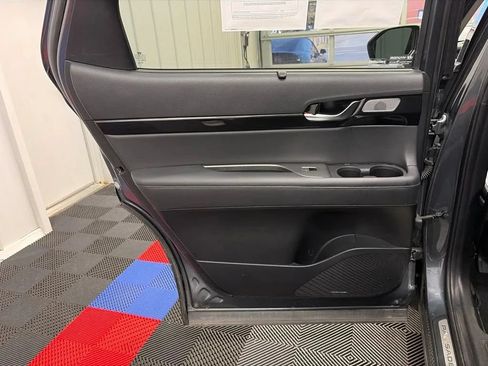 Used 2021 Hyundai Palisade Limited AWD/4WD image 12