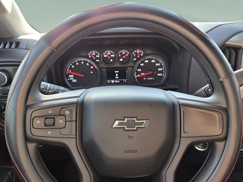 Used 2024 Chevrolet Silverado 1500 Custom Trail Boss w/ LPO, Dark Essentials Package image 18