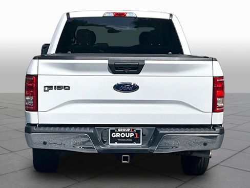 Used 2017 Ford F150 XLT w/ Trailer Tow Package RWD image 5