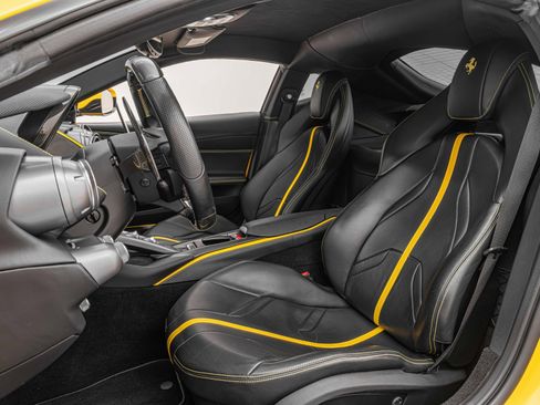 Certified 2019 Ferrari 812 Superfast image 5