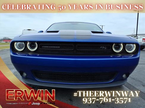 Used 2018 Dodge Challenger R/T w/ Blacktop Package image 2