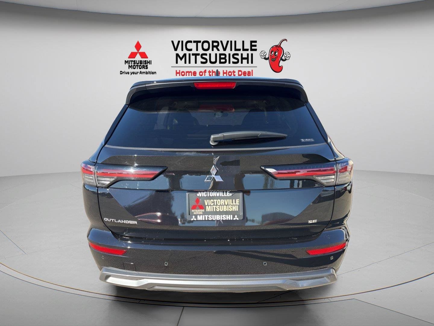 Used 2025 Mitsubishi Outlander SE AWD/4WD image 9