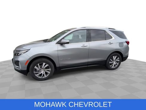 Used 2024 Chevrolet Equinox Premier AWD/4WD image 4