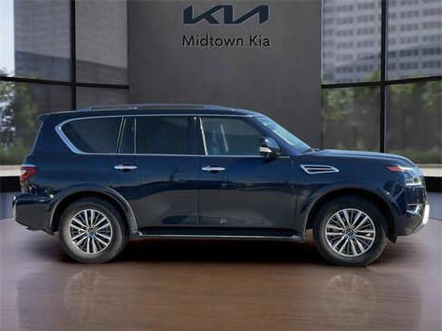 Used 2023 Nissan Armada SL w/ Captain's Chairs Package image 2