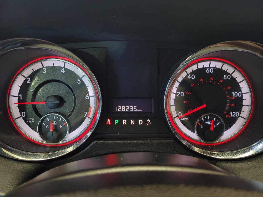 Used 2019 Dodge Grand Caravan SXT FWD image 23