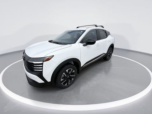 New 2026 Nissan Kicks SV w/ Cold Weather Package image 4