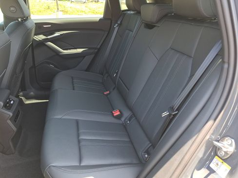 New 2027 Audi Q6 e-tron Premium Plus AWD/4WD image 14