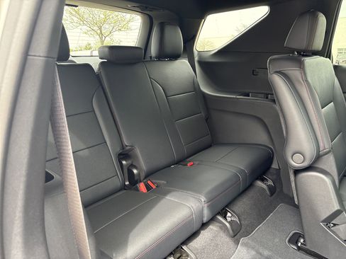 New 2026 Chevrolet Traverse Z71 AWD/4WD image 18