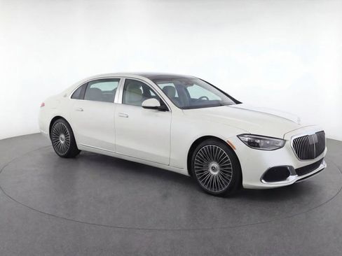 Used 2024 Mercedes-Benz Maybach S 580 Maybach S 580 image 3
