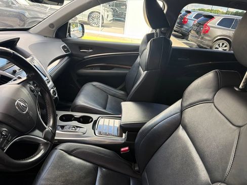 Used 2018 Acura MDX SH-AWD image 2