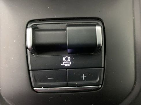 Used 2023 GMC Sierra 1500 Denali Ultimate image 30