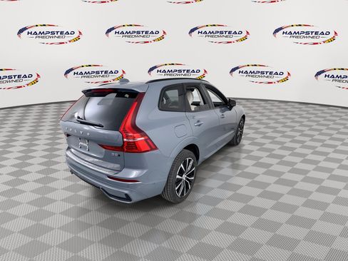 Used 2023 Volvo XC60 B5 Plus AWD/4WD image 8