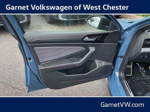 New 2026 Volkswagen Jetta GLI Autobahn FWD image 10
