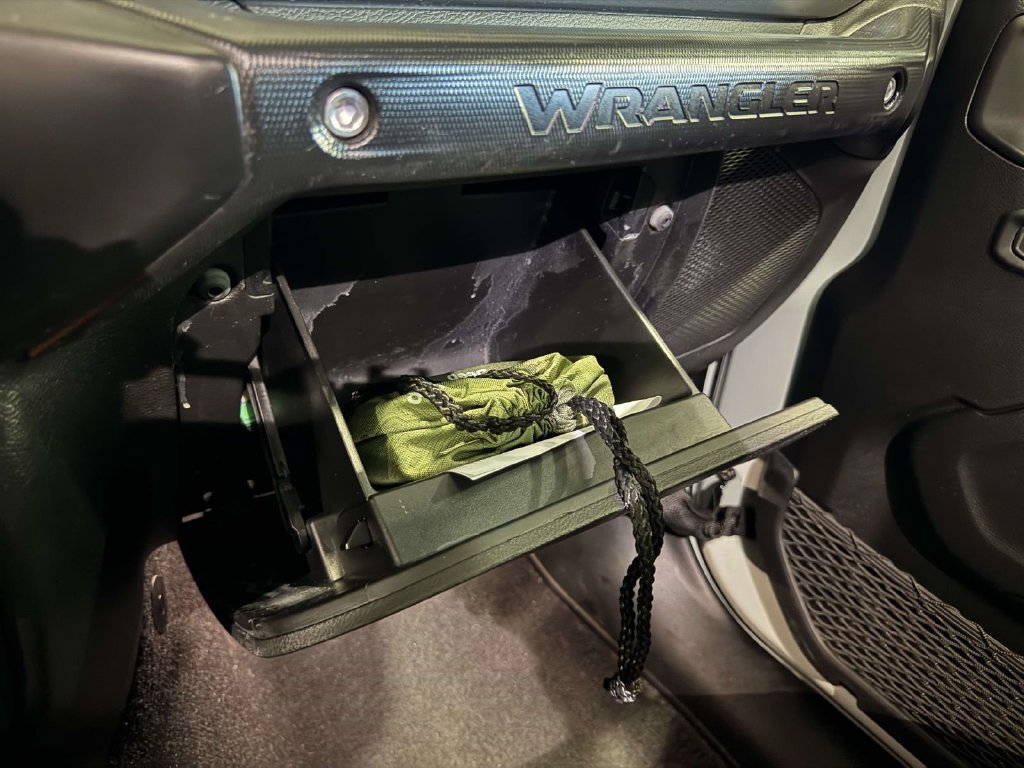 Used 2023 Jeep Wrangler Sport AWD/4WD image 27