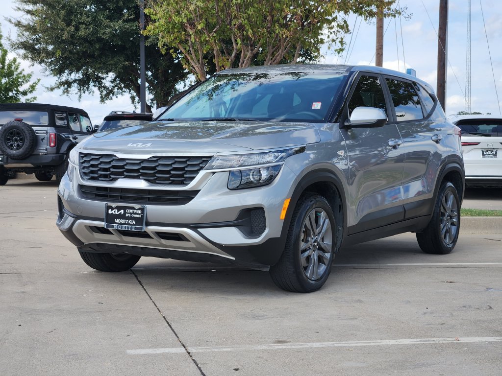 Certified 2023 Kia Seltos LX AWD/4WD image 2