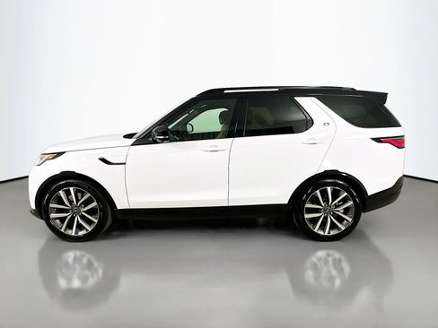 Used 2025 Land Rover Discovery Dynamic SE AWD/4WD image 8