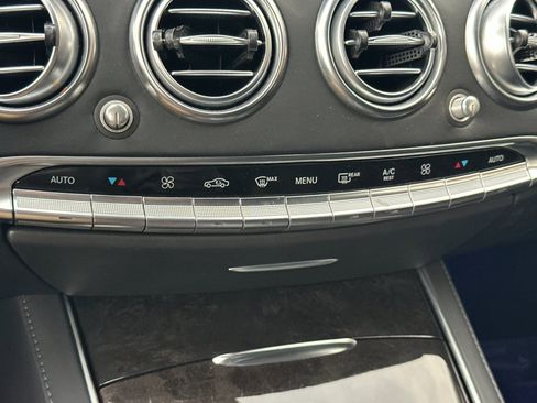Used 2016 Mercedes-Benz S 550 4MATIC Coupe image 20