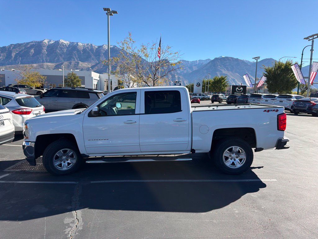 Used 2018 Chevrolet Silverado 1500 LT w/ All Star Edition AWD/4WD image 2