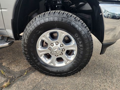 Used 2024 RAM 2500 Big Horn image 13