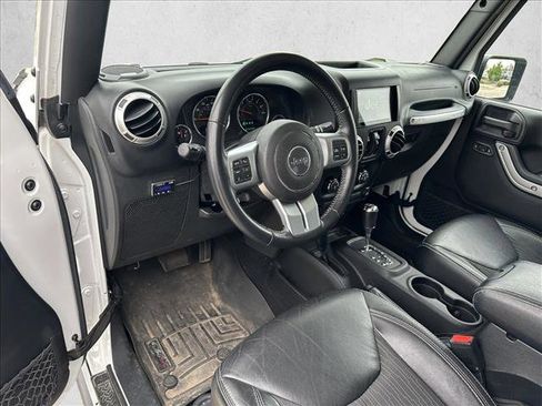 Used 2015 Jeep Wrangler Unlimited Sport AWD/4WD image 10