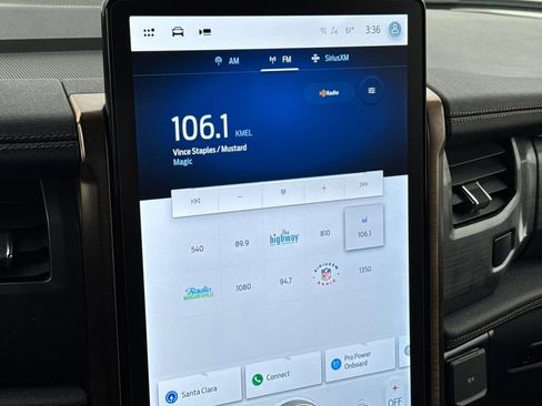 Used 2023 Ford F150 Lightning Lariat image 16