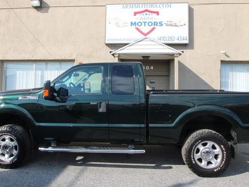 Used 2016 Ford F250 XLT w/ XLT Value Package AWD/4WD image 5