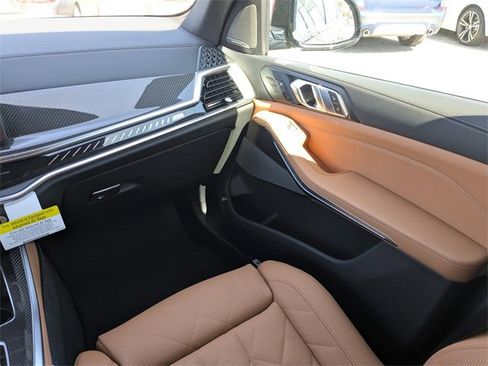 New 2026 BMW X5 M60i w/ Executive Package image 18
